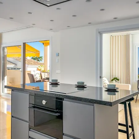 Beachclose Family In By Costarentals - Ref 185 Apartment Benalmadena